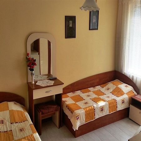 Guest House Konomaevi Созополь Экстерьер фото