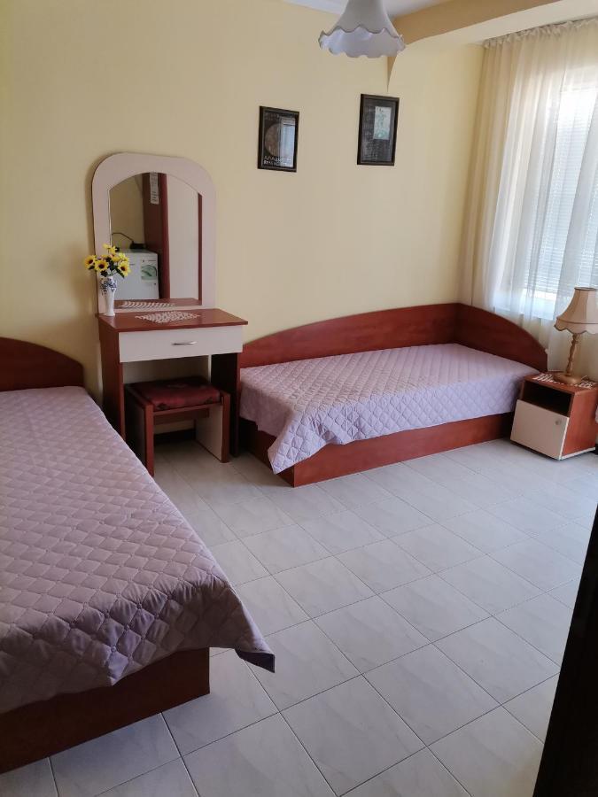 Guest House Konomaevi Созополь Экстерьер фото
